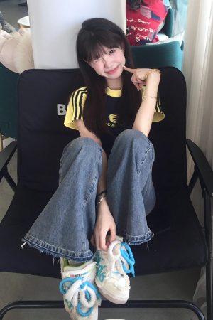 Women's American Style Striped Color-Blocking Raglan Sleeve T-Shirt, Slim Fit Summer Top with Flattering Short Sleeves