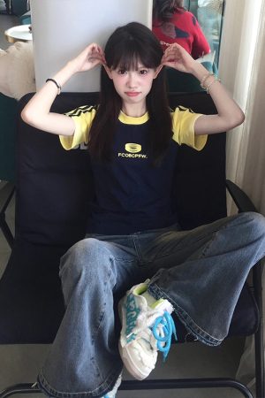 Women's American Style Striped Color-Blocking Raglan Sleeve T-Shirt, Slim Fit Summer Top with Flattering Short Sleeves