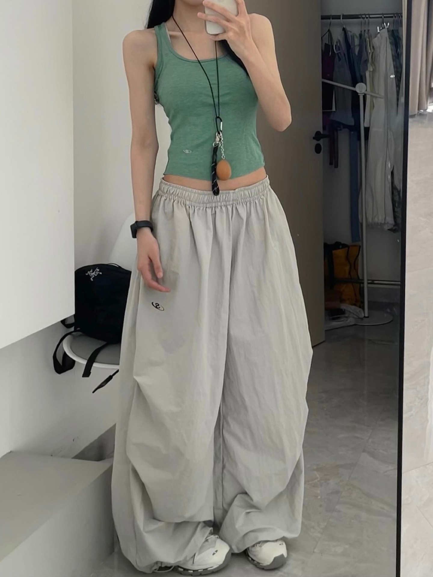 Women's American Vintage Cargo Pants - Summer Loose Casual Wide-Leg Parachute Pants with Drawstring, Hip-Hop Style Women's American Vintage Cargo Pants - Summer Loose Casual Wide-Leg Parachute Pants with Drawstring, Hip-Hop Style