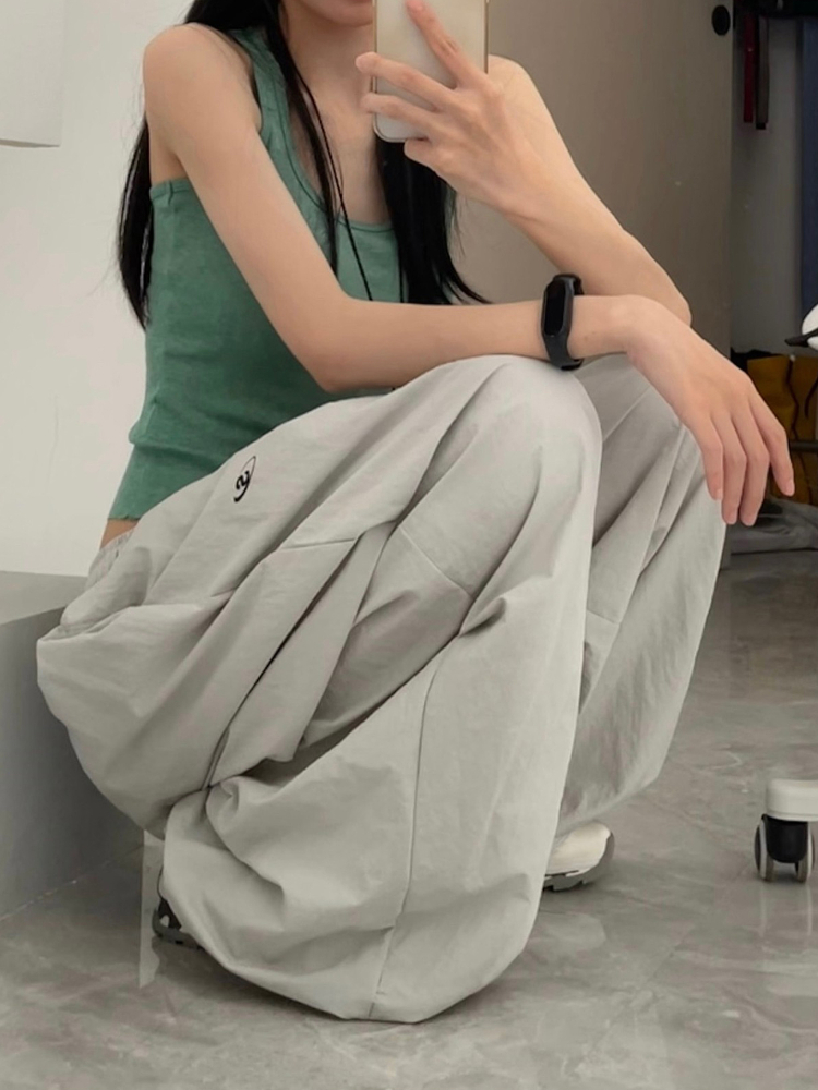 Women's American Vintage Cargo Pants - Summer Loose Casual Wide-Leg Parachute Pants with Drawstring, Hip-Hop Style Women's American Vintage Cargo Pants - Summer Loose Casual Wide-Leg Parachute Pants with Drawstring, Hip-Hop Style