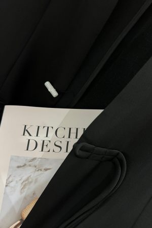 Women's Black Chinese-Style Suit Jacket, Summer Slim-Fit Blazer with Button Closure, Casual High-End Design, 2025 Fashion