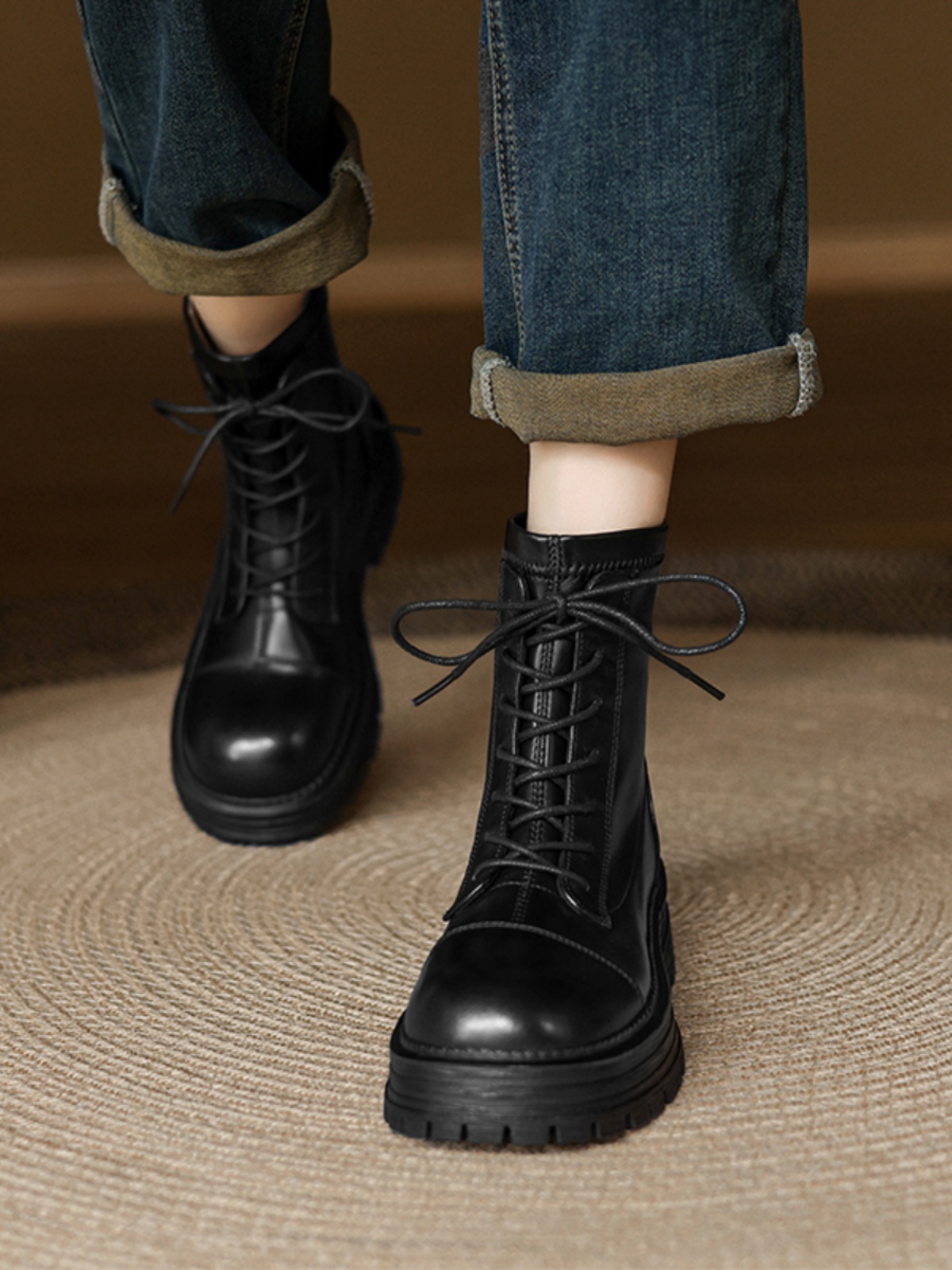 Women's Black Lace-Up Thick-Soled Martin Boots in First-Layer Cowhide - Stylish Short Boots for Fall and Winter Women's Black Lace-Up Thick-Soled Martin Boots in First-Layer Cowhide - Stylish Short Boots for Fall and Winter