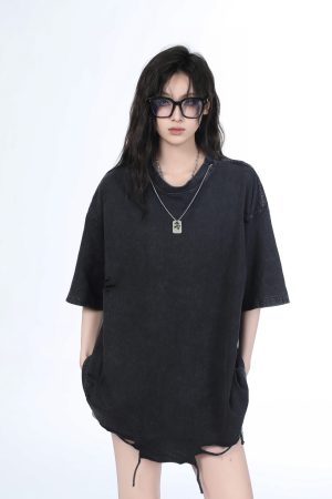 Women's Black Short Sleeve T-Shirt with Hip-Hop Destruction Design - Loose Fit Summer Trend for Casual Style