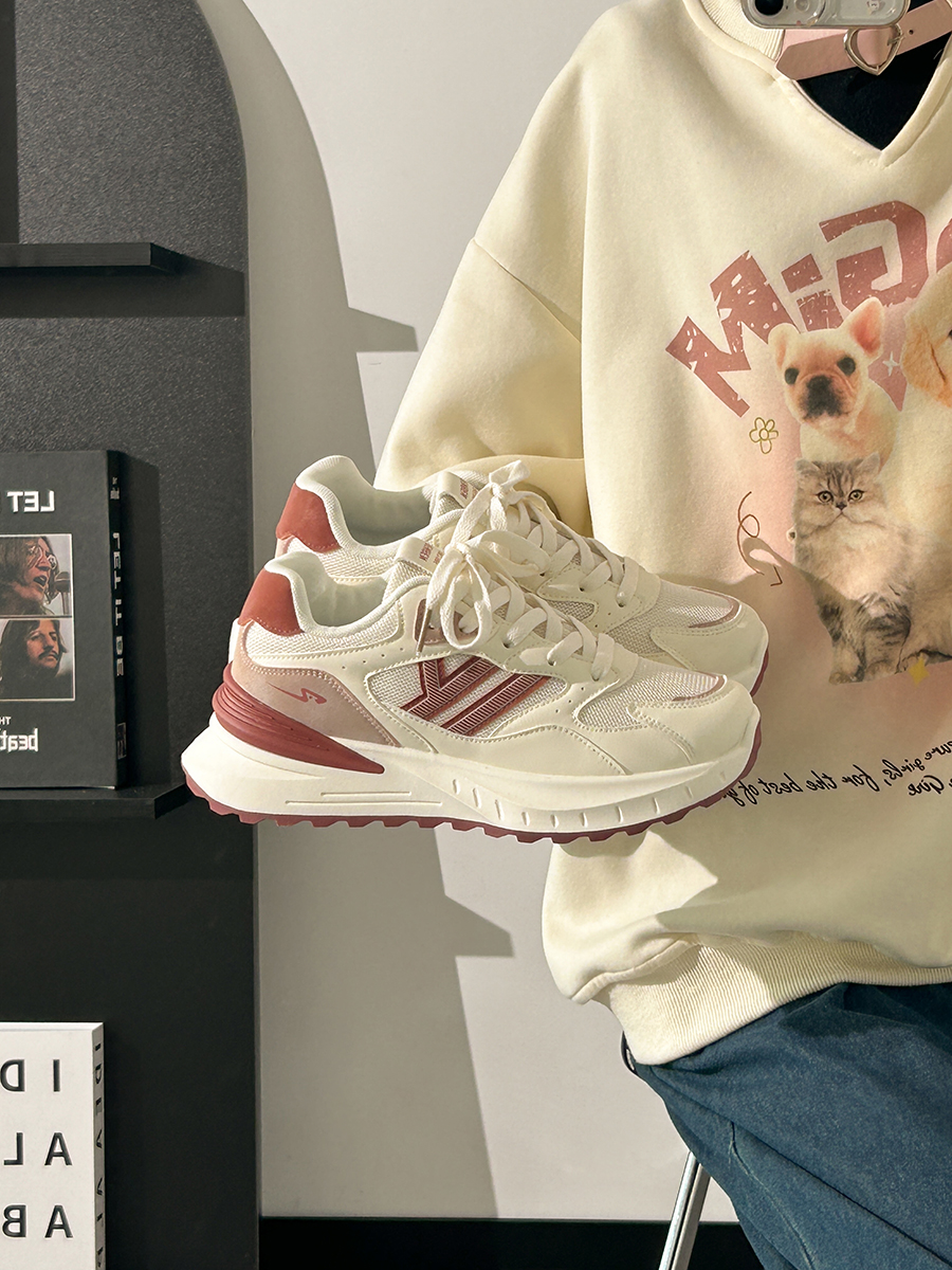 Women's Breathable Mesh Lightweight Soft-Soled Dad Shoes in Wine Red - Versatile Y2K White Sneakers for Everyday Style Women's Breathable Mesh Lightweight Soft-Soled Dad Shoes in Wine Red - Versatile Y2K White Sneakers for Everyday Style