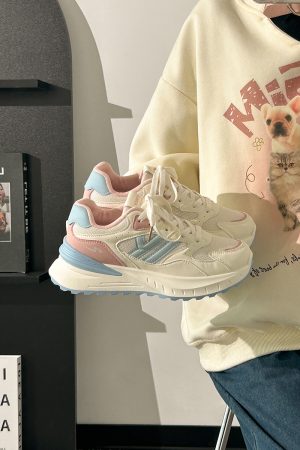 Women's Breathable Mesh Lightweight Soft-Soled Dad Shoes in Wine Red - Versatile Y2K White Sneakers for Everyday Style