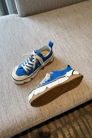 Women's Canvas Lace-Up Sneakers - 2025 Spring Korean Style Thick-Soled Low-Top Casual Shoes - Fashionable and Versatile for Everyday Wear