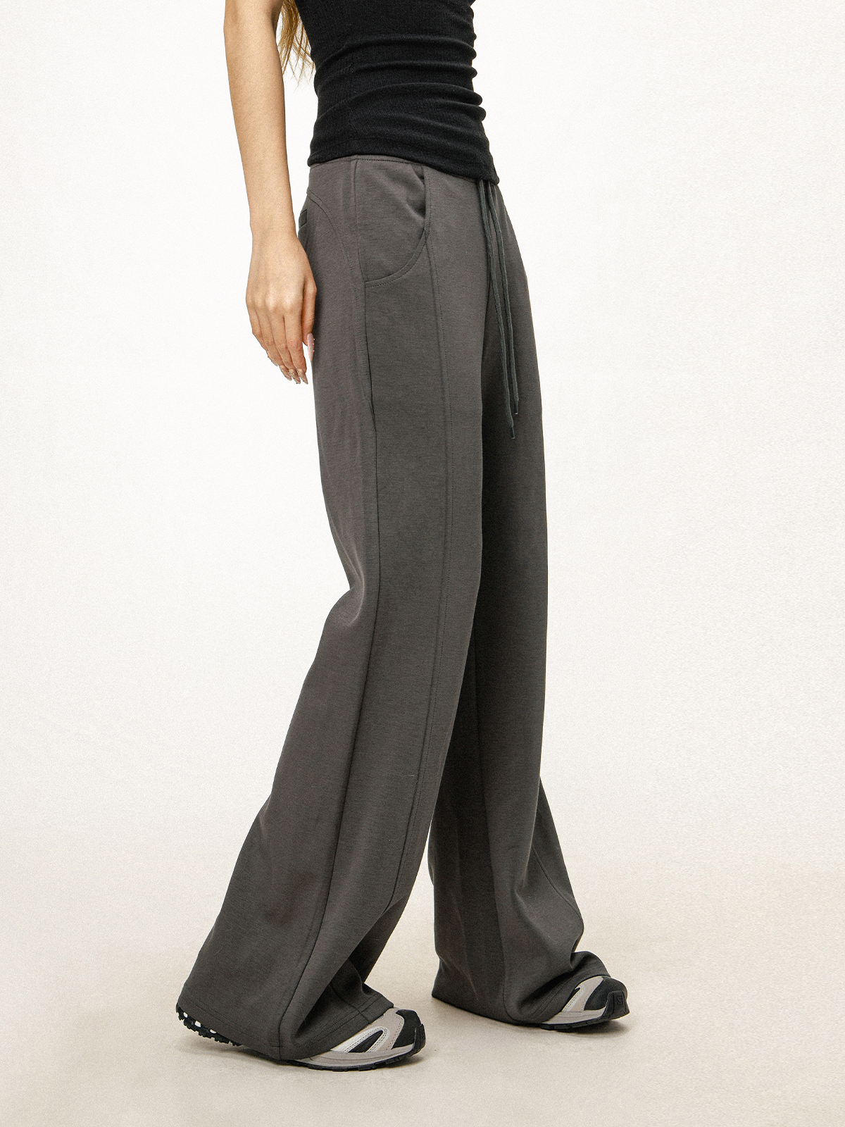 Women's Casual Sports Flared Pants - Micro-Flare Wide-Leg Sweatpants for Yoga & Everyday Wear - American Style Women's Casual Sports Flared Pants - Micro-Flare Wide-Leg Sweatpants for Yoga & Everyday Wear - American Style