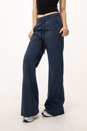 Women's Casual Sports Flared Pants - Micro-Flare Wide-Leg Sweatpants for Yoga & Everyday Wear - American Style