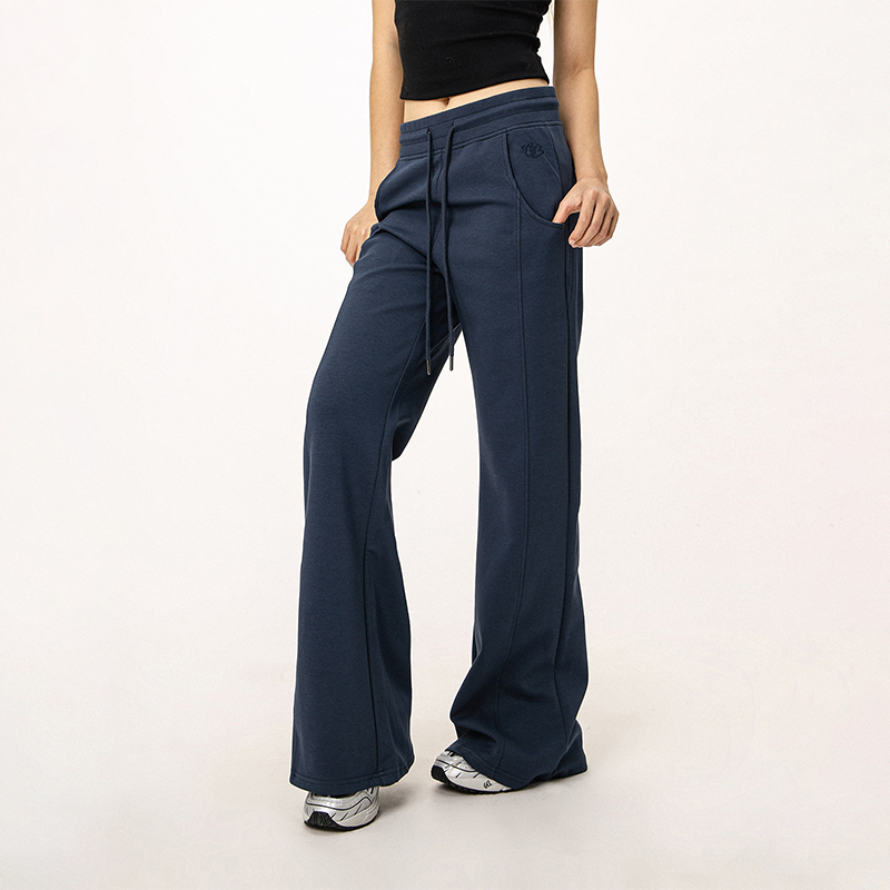 Women's Casual Sports Flared Pants - Micro-Flare Wide-Leg Sweatpants for Yoga & Everyday Wear - American Style Women's Casual Sports Flared Pants - Micro-Flare Wide-Leg Sweatpants for Yoga & Everyday Wear - American Style