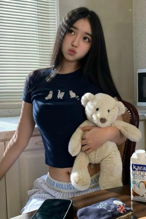 Women's Fitted Slim Pure Cotton High-Stretch T-Shirt with Cute Cat Cartoon Design - Korean Style Short Sleeve