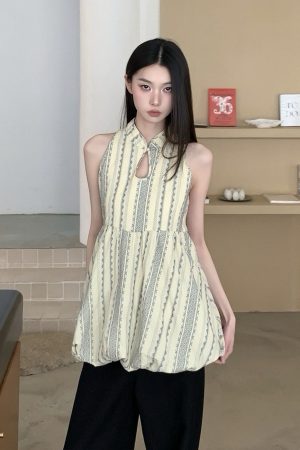 Women's Floral Jacquard Puff Cloud Vest with Stand Collar & Straps - All-Cotton Color-Woven Chinese Style Top