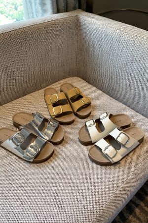 Women's Genuine Leather One-Strap Thick-Soled Outdoor Slides Sandals â€“ Summer 2025 Soft Sole Footwear for Comfort and Style