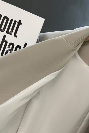 Women's Gray British Style Blazer, Trendy Small Suit Jacket for Spring & Autumn 2025, Chic Commuter Fashion