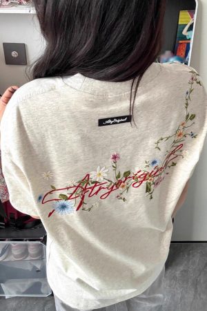 Women's Gray Floral Embroidered High Street T-Shirt - Summer Short Sleeve Heavyweight Cotton Top, Trendy American Style