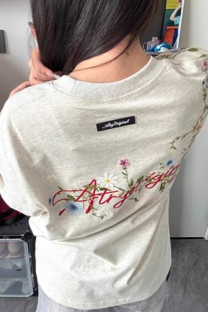 Women's Gray Floral Embroidered High Street T-Shirt - Summer Short Sleeve Heavyweight Cotton Top, Trendy American Style