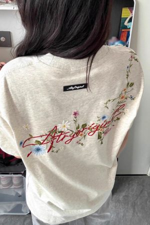 Women's Gray Floral Embroidered High Street T-Shirt - Summer Short Sleeve Heavyweight Cotton Top, Trendy American Style