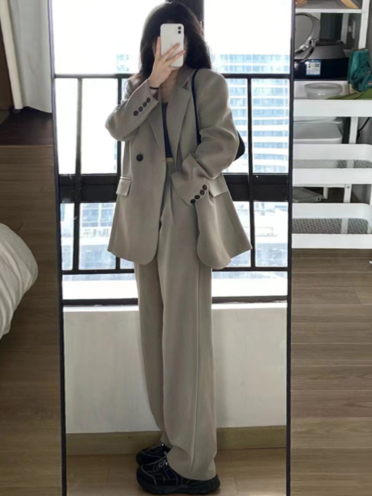 Women's Gray Suit Set - Casual Blazer & Wide-Leg Pants, Chic 2025 Style, High-End Feel, Perfect for Petite Sizes Women's Gray Suit Set - Casual Blazer & Wide-Leg Pants, Chic 2025 Style, High-End Feel, Perfect for Petite Sizes