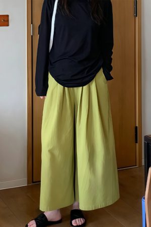 Women’s Green Draped Wide-Leg Pants, Summer Loose BF Style, Relaxed Fit for Petite Sizes, Trendy 2025 Fashion