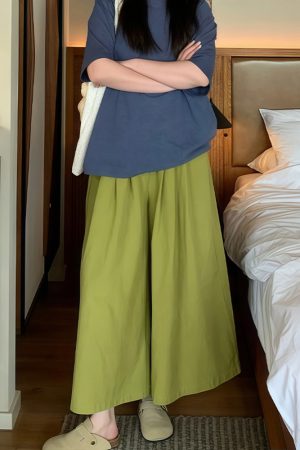 Women’s Green Draped Wide-Leg Pants, Summer Loose BF Style, Relaxed Fit for Petite Sizes, Trendy 2025 Fashion
