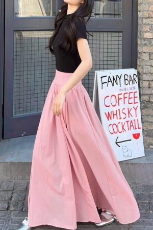 Women's Half-High Collar Ribbed Short Sleeve Top - Versatile Knitted Cotton Black Pullover for Spring/Summer 2025