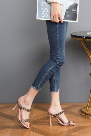 Women's High-Heeled One-Strap Slippers, Trendy Studded Summer Sandals, Versatile Cool Shoes for Outdoor Wear 2025