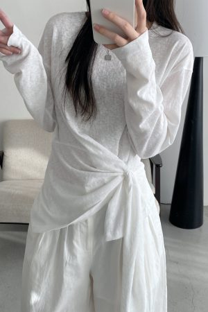 Women's Korean Style Long Sleeve T-Shirt - White Base Layer, Loose Fit, Straight Shoulder, Unique Design, High-End Fashion