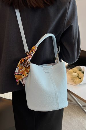 Women's Large Capacity Crossbody Bag - High-End Summer 2025 Trendy Tote Bucket Bag for Stylish Everyday Use