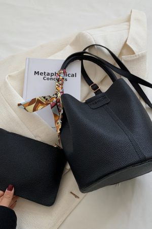 Women's Large Capacity Crossbody Bag - High-End Summer 2025 Trendy Tote Bucket Bag for Stylish Everyday Use