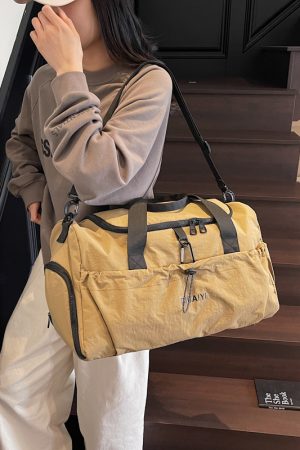 Women's Large Capacity Travel Sports Gym Bag - Lightweight Portable Hand-Held Shoulder Crossbody Luggage