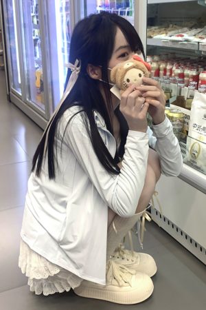 Women's Lightweight Hooded Sun Protection Jacket - UPF 50+ Ice Silk Breathable Cape Cardigan for Summer Outdoor Wear