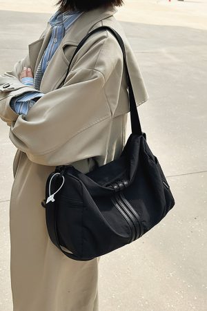 Women's Lightweight Large Capacity Sports Fitness Bag - Versatile Crossbody Travel Storage Shoulder Bag