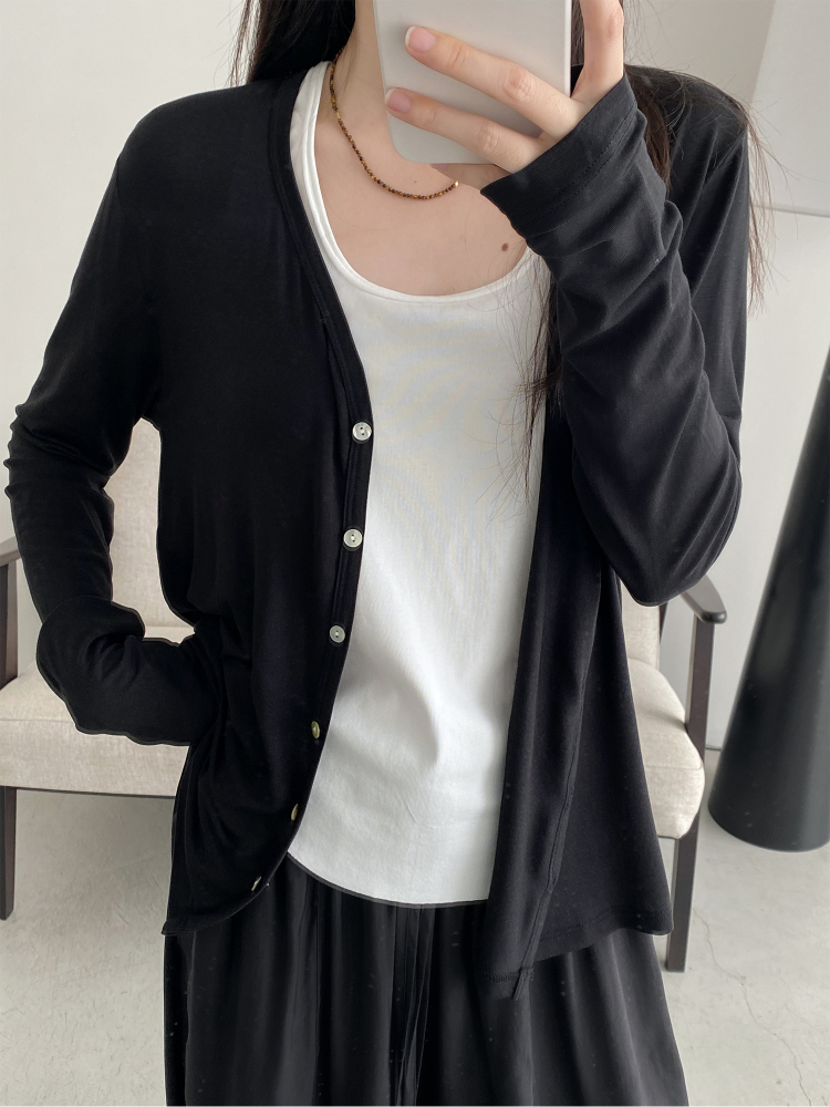 Women's Lightweight Sun Protection Cardigan - Loose Fit Long Sleeve Tencel Acetate Knit Top for Spring & Summer Women's Lightweight Sun Protection Cardigan - Loose Fit Long Sleeve Tencel Acetate Knit Top for Spring & Summer