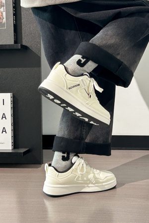 Women's Little White Sneakers - Soft Sole Spring/Summer Sports Shoes, Breathable Versatile Footwear for Everyday Style