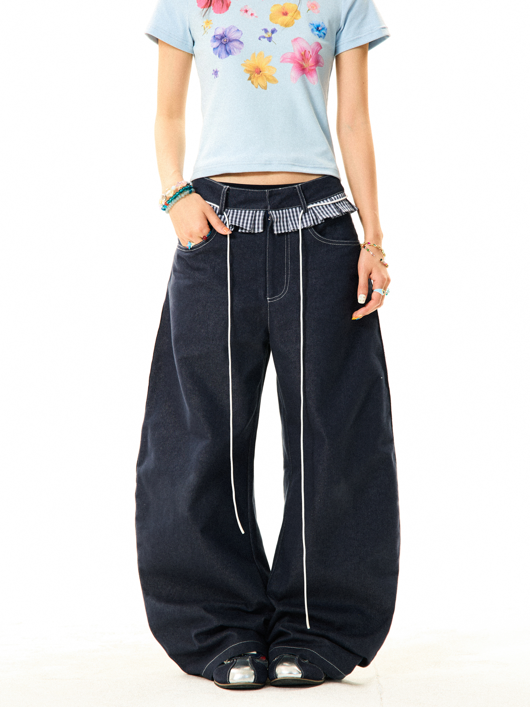 Women's Loose Wide-Leg Patchwork Plaid Ruffled Edge Curved Blade Jeans - American Style Fashion Women's Loose Wide-Leg Patchwork Plaid Ruffled Edge Curved Blade Jeans - American Style Fashion