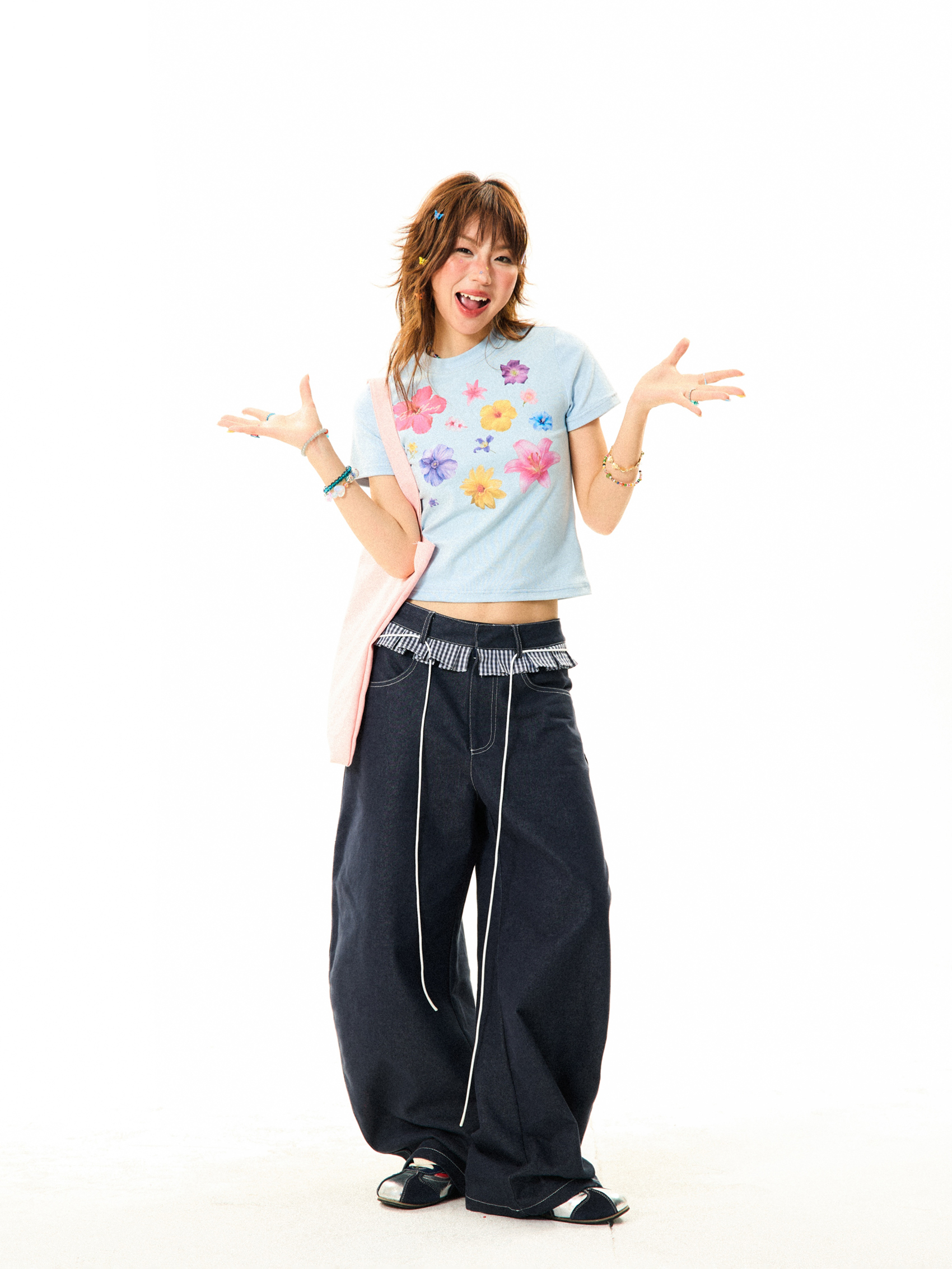 Women's Loose Wide-Leg Patchwork Plaid Ruffled Edge Curved Blade Jeans - American Style Fashion Women's Loose Wide-Leg Patchwork Plaid Ruffled Edge Curved Blade Jeans - American Style Fashion