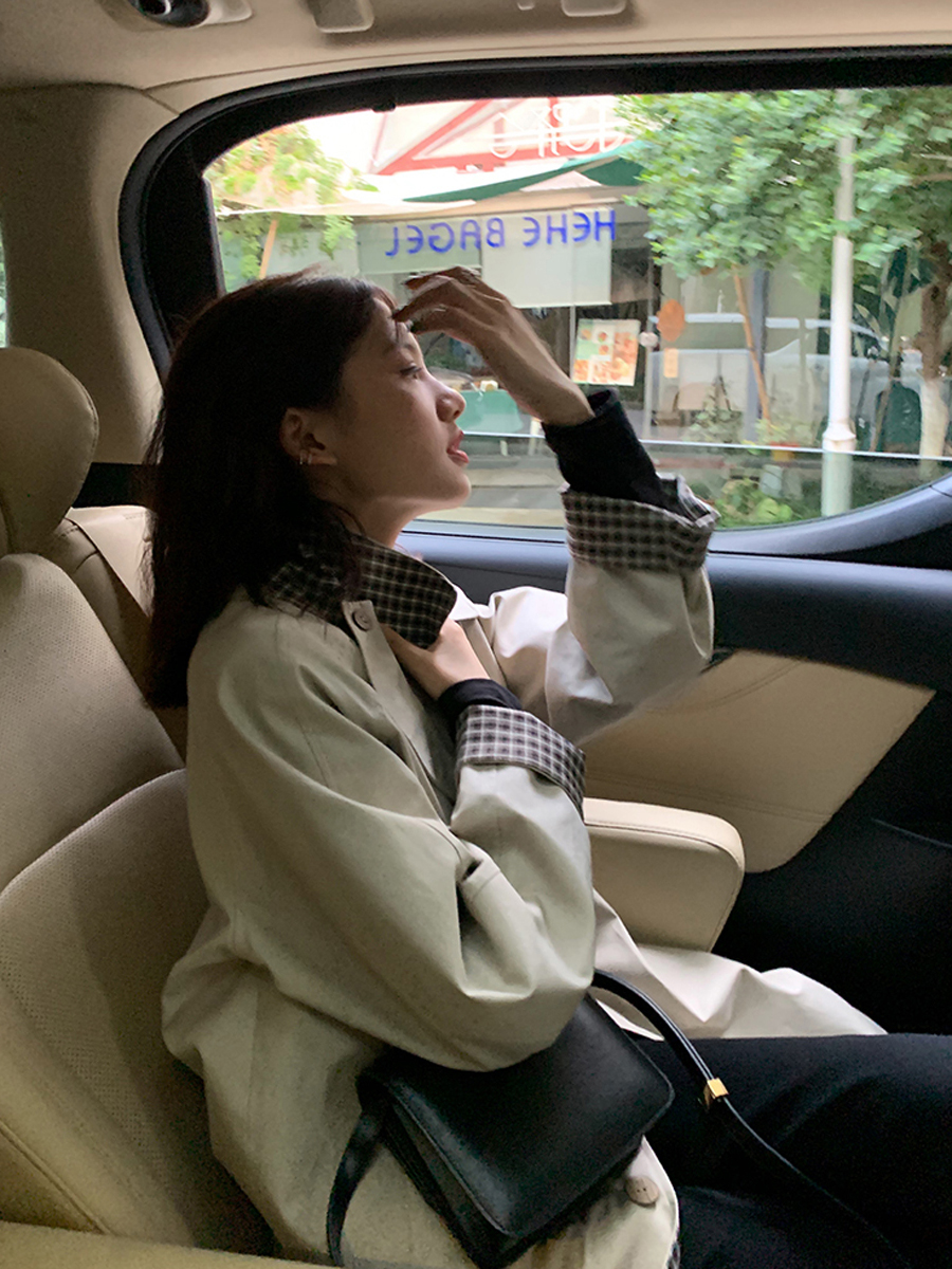 Women's Mid-Length Trench Coat - 2025 Spring Autumn Plaid Chic Style, Small Size, Korean Fashion for Early Fall Women's Mid-Length Trench Coat - 2025 Spring Autumn Plaid Chic Style, Small Size, Korean Fashion for Early Fall