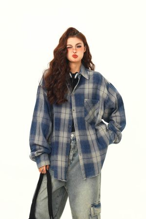 Women's Oversized Plaid Shirt - Retro American Street Style, Loose Fit Checkered Top for Autumn Fashion