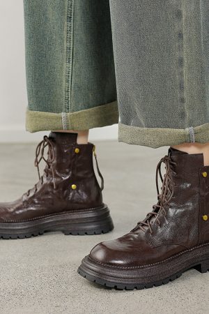 Women's Retro British Style Lace-Up Ankle Boots in Genuine Leather - Thick-Soled Martin Boots for Autumn and Winter Fashion