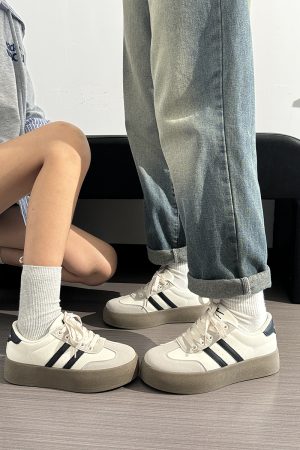 Women's Retro Hong Kong Style Board Shoes - Soft Sole, Breathable Design for Spring Summer, Trendy Niche Training Sneakers