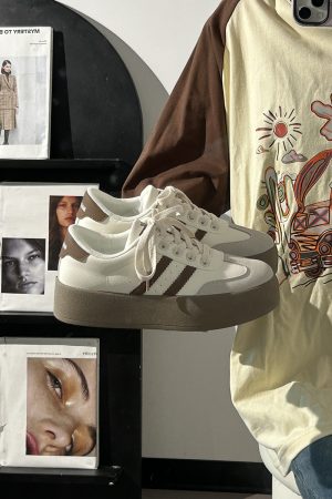 Women's Retro Hong Kong Style Board Shoes - Soft Sole, Breathable Design for Spring Summer, Trendy Niche Training Sneakers