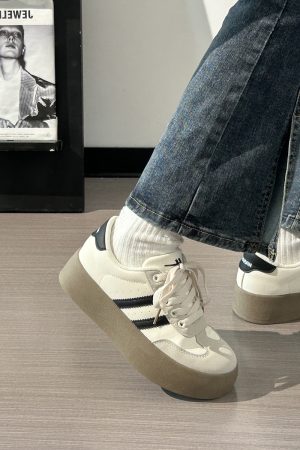 Women's Retro Hong Kong Style Board Shoes - Soft Sole, Breathable Design for Spring Summer, Trendy Niche Training Sneakers