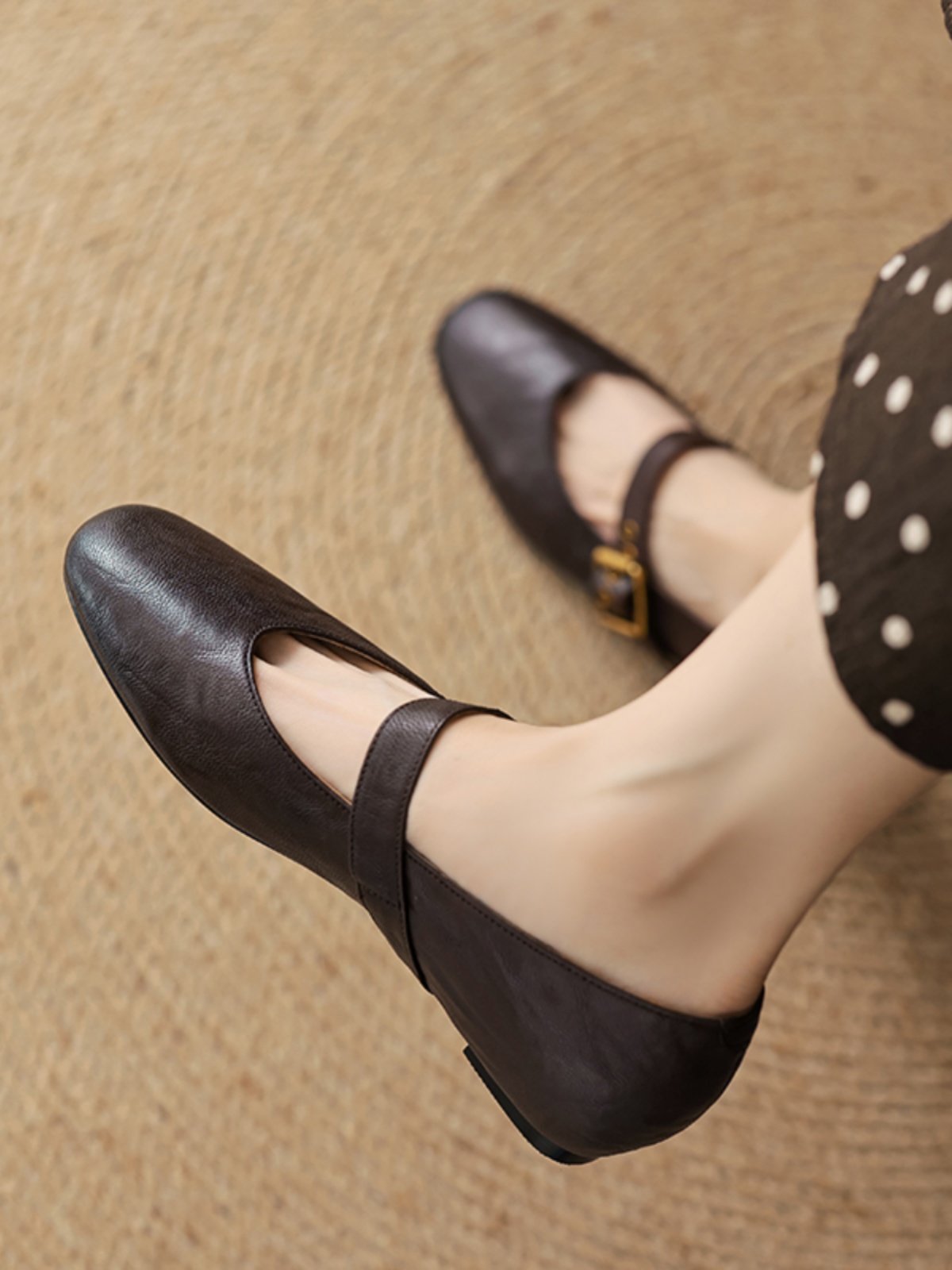 Women's Retro Round Toe Mary Jane Shoes - Sheepskin Flat Platform, Summer Style, Large Size 41-43, Vintage Inspired Women's Retro Round Toe Mary Jane Shoes - Sheepskin Flat Platform, Summer Style, Large Size 41-43, Vintage Inspired