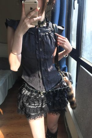 Women's Retro Ruffled Edge Spliced Gray Shirt, Slim Fit Flutter Sleeve Top for Summer, Vintage Subculture Style