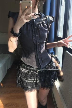 Women's Retro Ruffled Edge Spliced Gray Shirt, Slim Fit Flutter Sleeve Top for Summer, Vintage Subculture Style