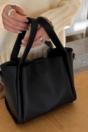 Women's Retro Textured Tote Bag 2024 | Fashionable Commuting Shoulder & Crossbody Bucket Handbag