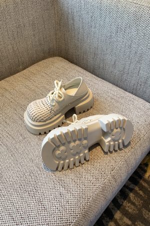 Women's Retro Woven Hollow Loafers - 2025 Summer Slip-On Thick-Soled Leather Shoes, Breathable Comfort, Stylish Casual Footwear