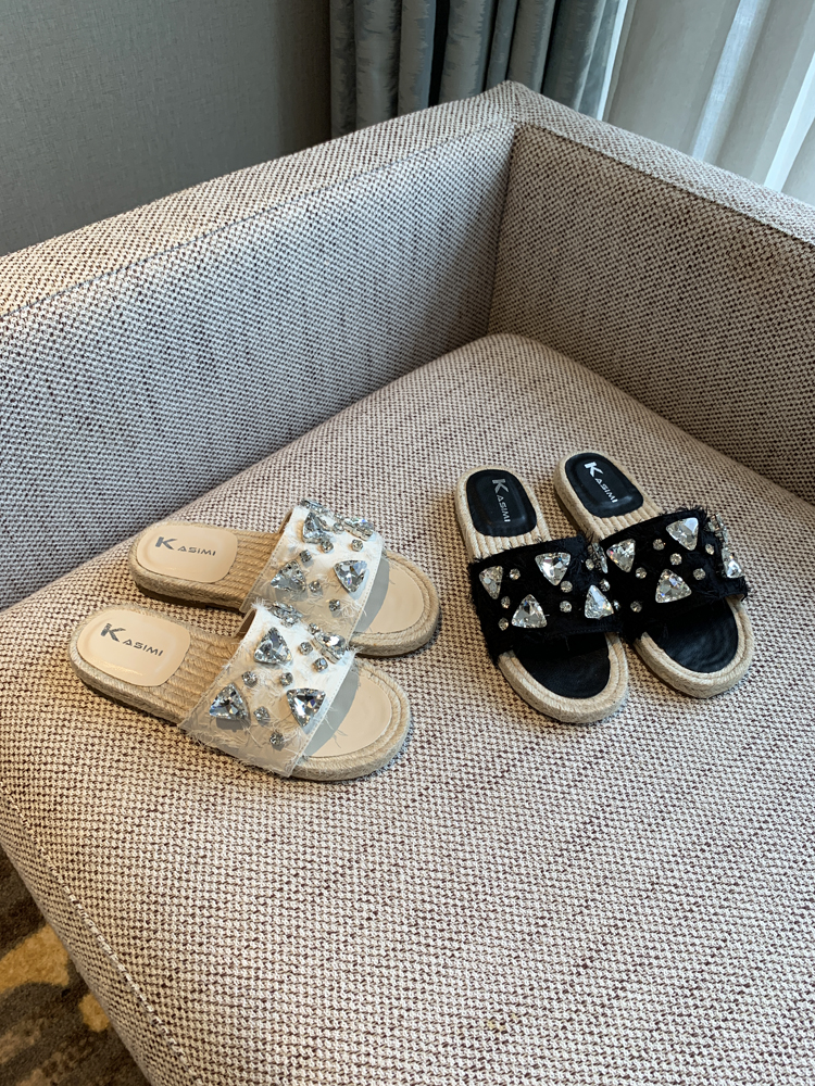 Women's Rhinestone Fisherman Sandals - Flat Woven One-Strap Slippers for Summer 2025 Outdoor Trend, Stylish and Comfortable Women's Rhinestone Fisherman Sandals - Flat Woven One-Strap Slippers for Summer 2025 Outdoor Trend, Stylish and Comfortable