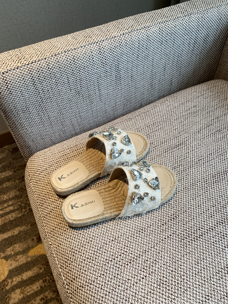 Women's Rhinestone Fisherman Sandals - Flat Woven One-Strap Slippers for Summer 2025 Outdoor Trend, Stylish and Comfortable Women's Rhinestone Fisherman Sandals - Flat Woven One-Strap Slippers for Summer 2025 Outdoor Trend, Stylish and Comfortable