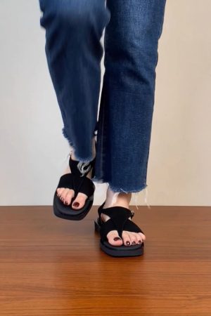 Women's Sanded Sheepskin Thong Flat Square-Toe Sandals - Versatile Open-Toe Roman Style for Summer 2025