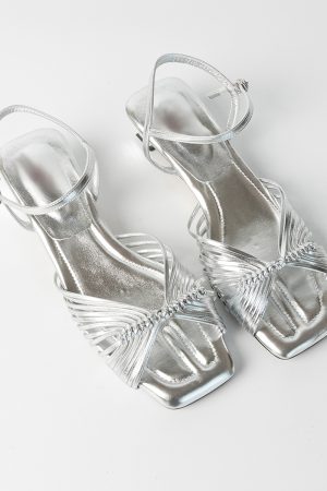 Women's Sheepskin French Woven Hollow Vacation Sandals, Low Heel One-Strap Square Toe Elegant High Heels